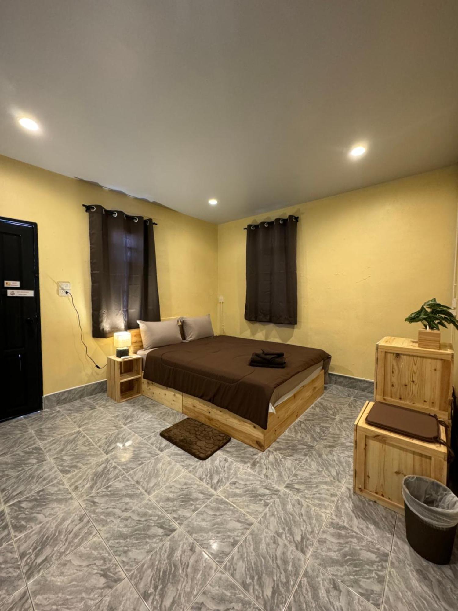The Wave Haad Rin Hostel Room photo